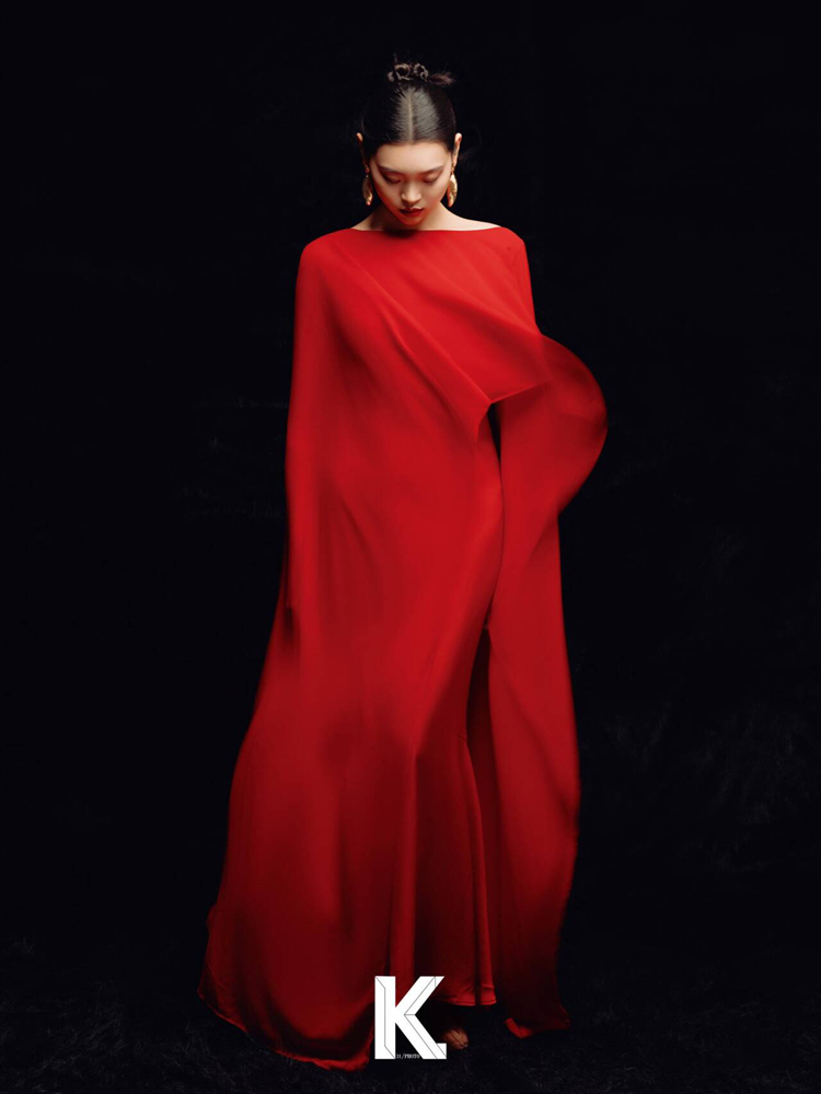 Ethnic Clothing & Online Fashion Store Khaadi Us - 2026 Nowa Moda Ekskluzywny Czerwony Kostium