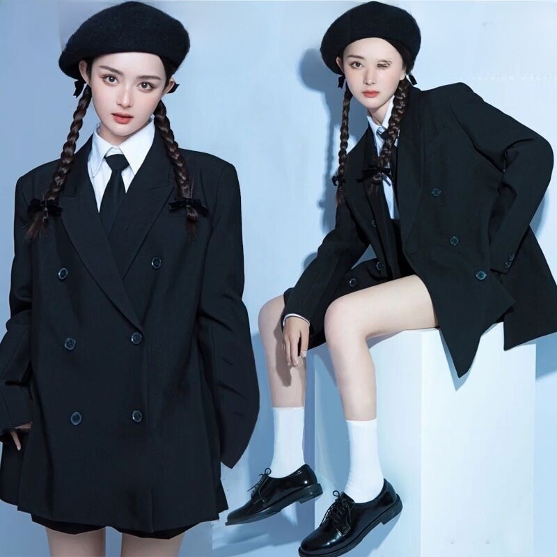 Ethnic Fashion Brand - Nowa sesja portretowa: damski garnitur, styl